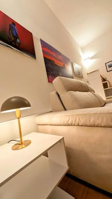 Apartment Cozy Home In San Cosimato Rome